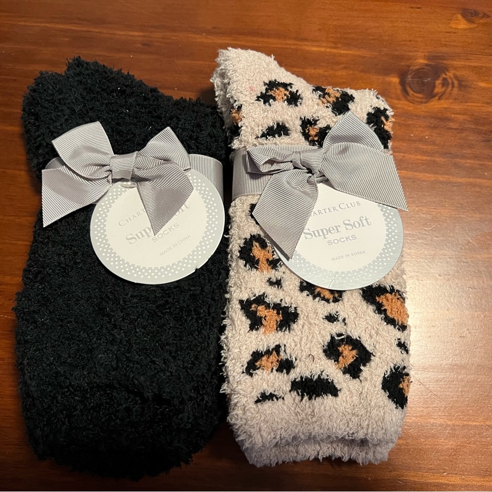 NWT fuzzy socks x 2